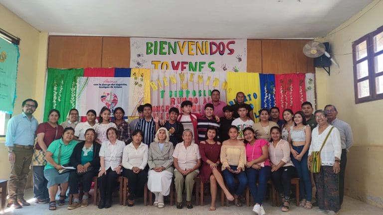 I Simposio jurisdiccional rumbo al CAM6 en el Vicariato Apostólico de Reyes