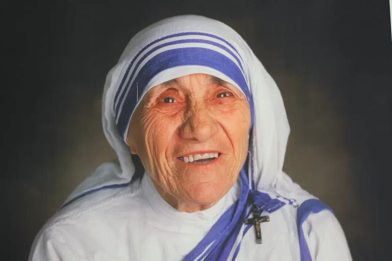 Madre Teresa de Calcuta, una vida entregada a los pobres