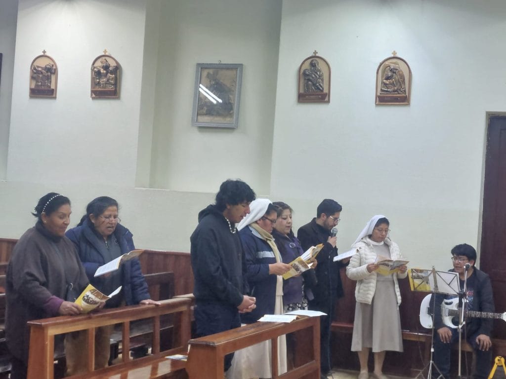 Hijas de la Iglesia en la ciudad de La Paz animan el tercer dia de oración por la unidas de los cristianos whatsapp image 2026 05 20 at 12.39.13