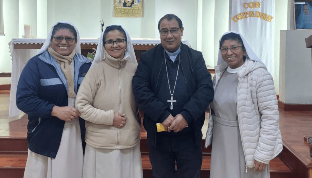 Hijas de la Iglesia en la ciudad de La Paz animan el tercer dia de oración por la unidas de los cristianos hijas de la iglesia
